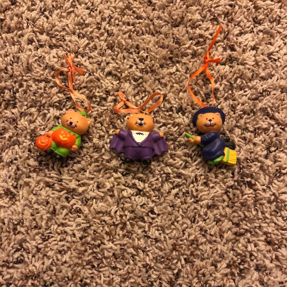 Avon Halloween bears